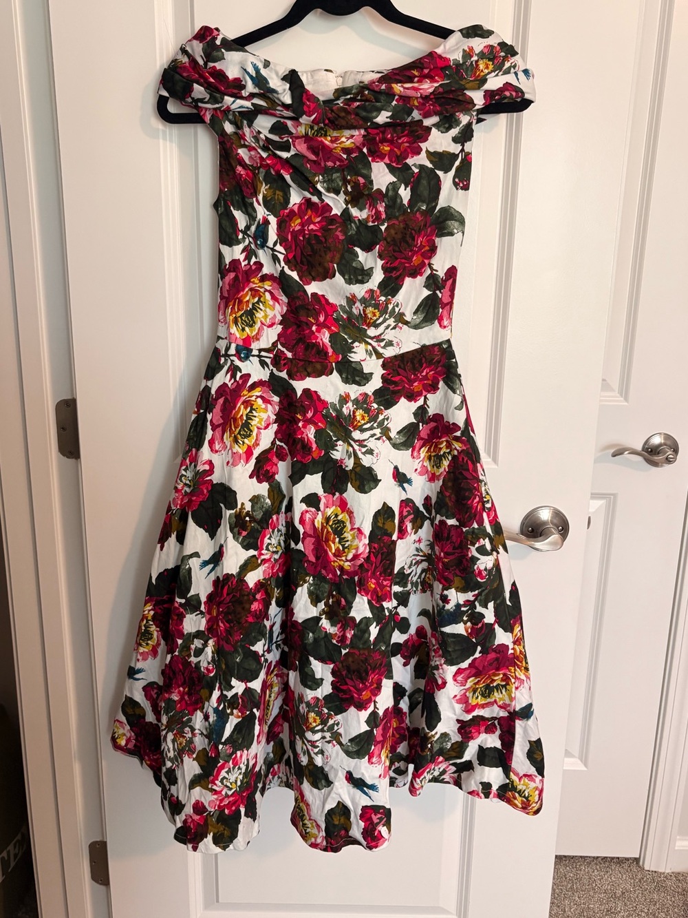 Jolie Moi Floral Dress size 8